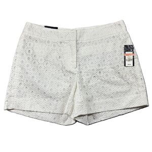Crown & Ivy Women NWT Eyelet Shorts Cotton Coastal Beachy White Size 2 L233